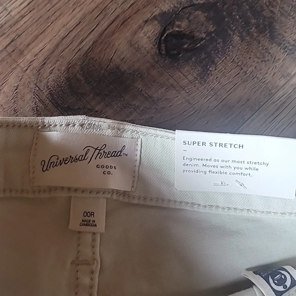 Universal Thread Skinny Jeans, Size 00, Cream, Beige, Light Tan, Soft, Stretchy - Picture 3 of 7